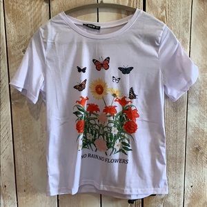 🦋 Floral Tee!